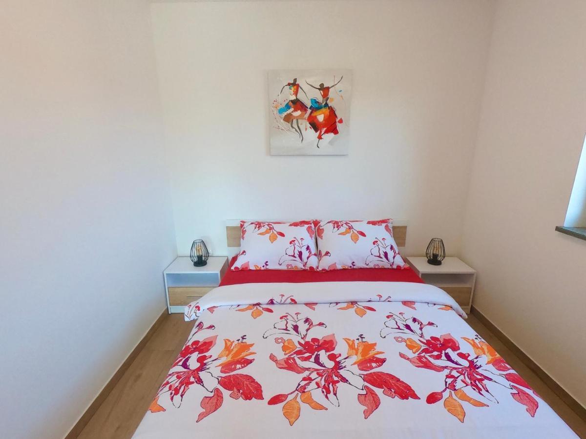Apartment Libero Vodice Exterior foto